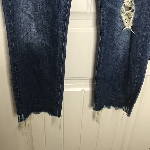 Madewell The Perfect Summer Jean: Destructed Edition Size 30. - Picture 4 of 14